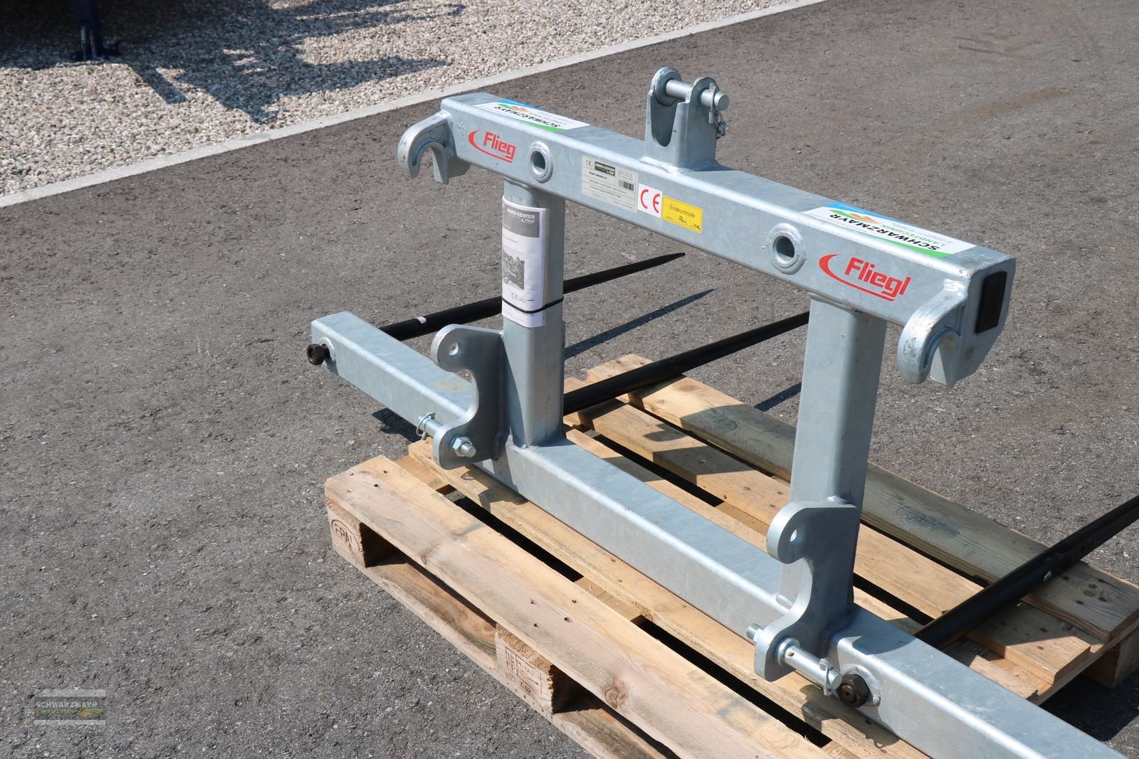 Folienballenzange des Typs Sonstige Fliegl AgroCenter Ballengabel 2-fach, Neumaschine in Aurolzmünster (Bild 6)