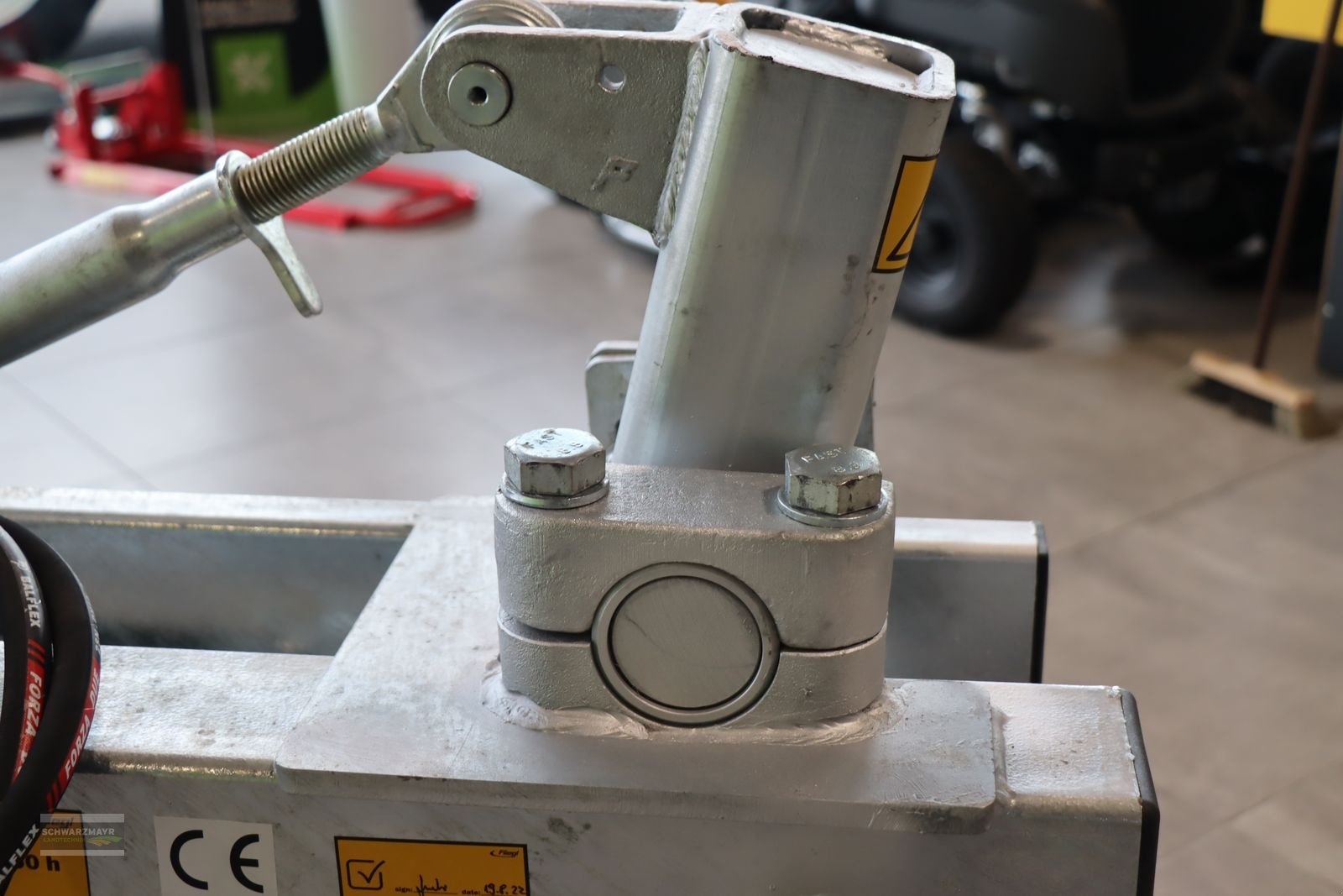 Folienballenzange of the type Sonstige Fliegl AgroCenter Ballengabel hydr., Neumaschine in Gampern (Picture 10)