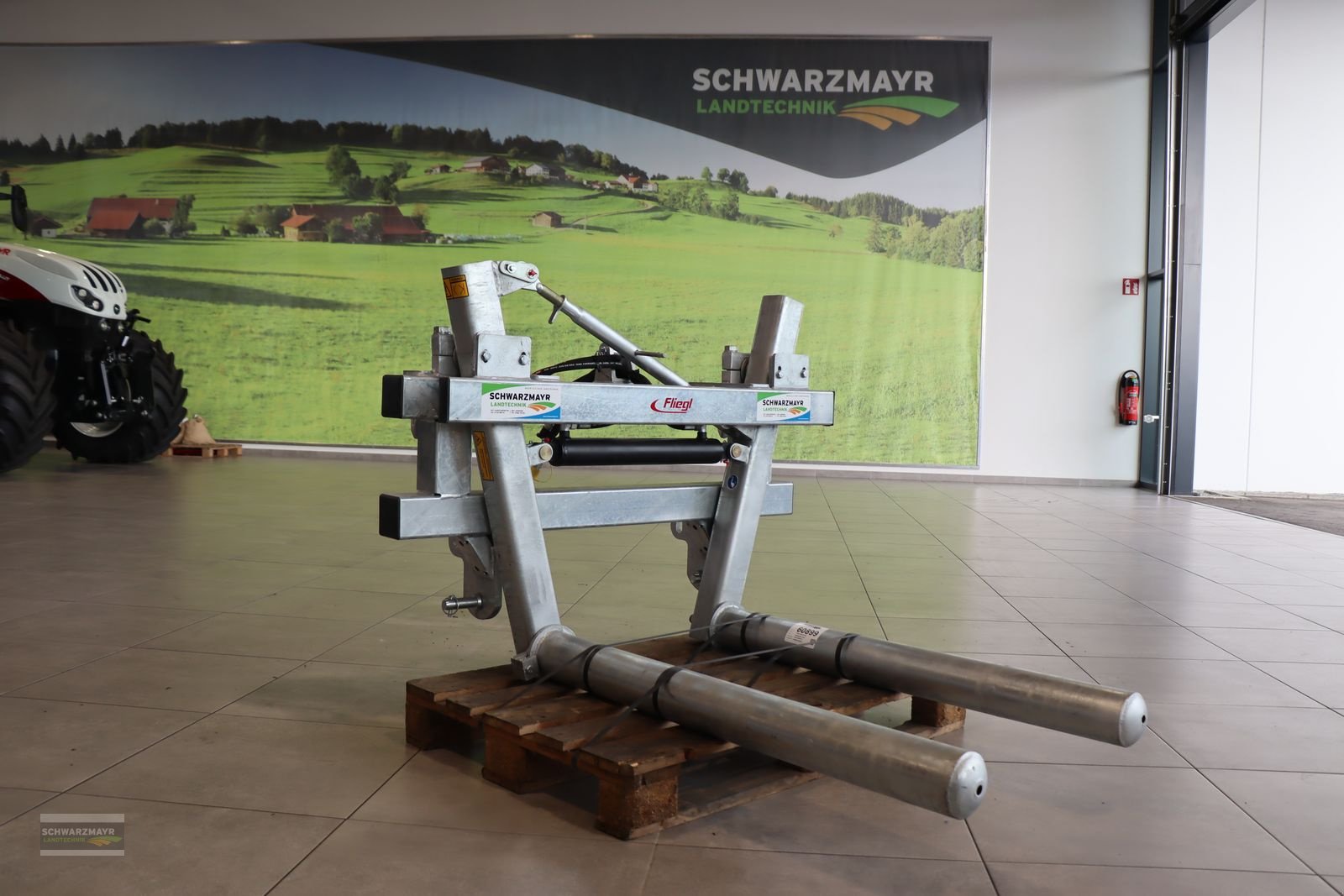 Folienballenzange of the type Sonstige Fliegl AgroCenter Ballengabel hydr., Neumaschine in Gampern (Picture 2)