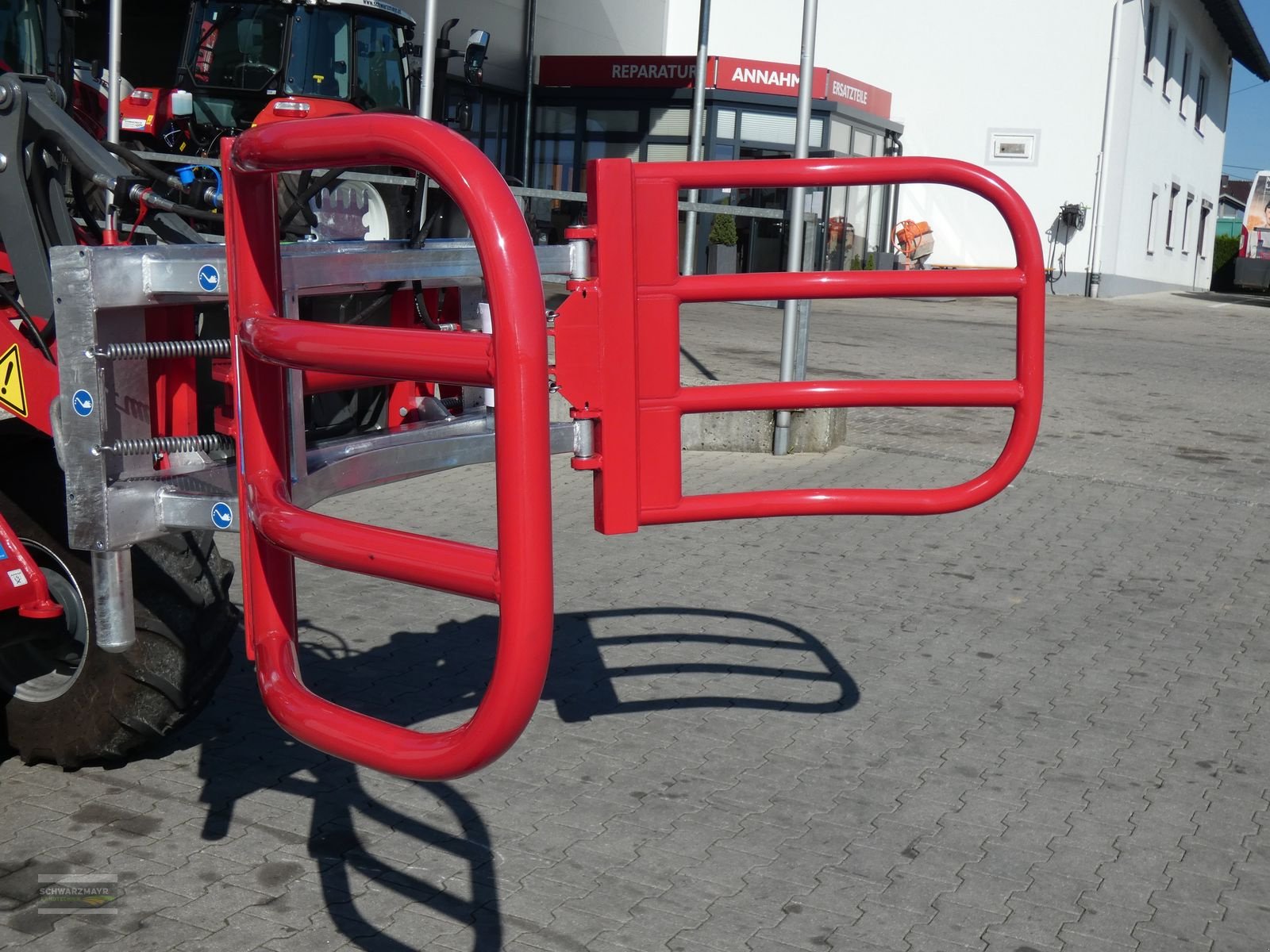 Folienballenzange of the type Sonstige Fliegl AgroCenter Ballenzange WM-HV, Neumaschine in Gampern (Picture 6)