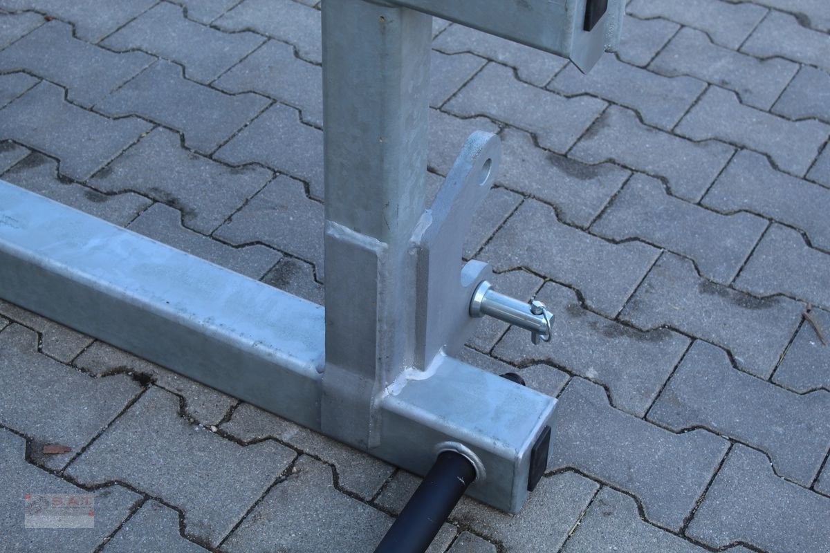 Folienballenzange of the type Sonstige Fliegl Ballenspieß mit Erhöhung-Schwerlastzinken, Neumaschine in Eberschwang (Picture 16)