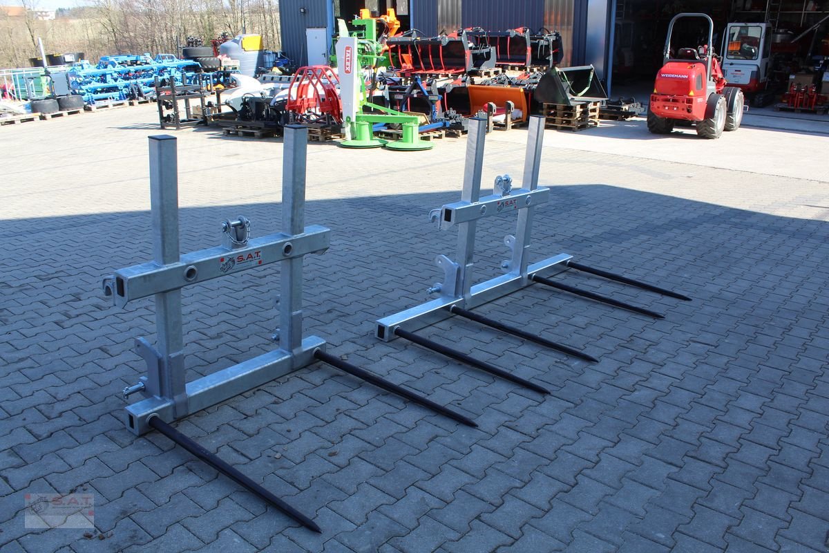 Folienballenzange of the type Sonstige Fliegl Ballenspieß mit Erhöhung-Schwerlastzinken, Neumaschine in Eberschwang (Picture 5)