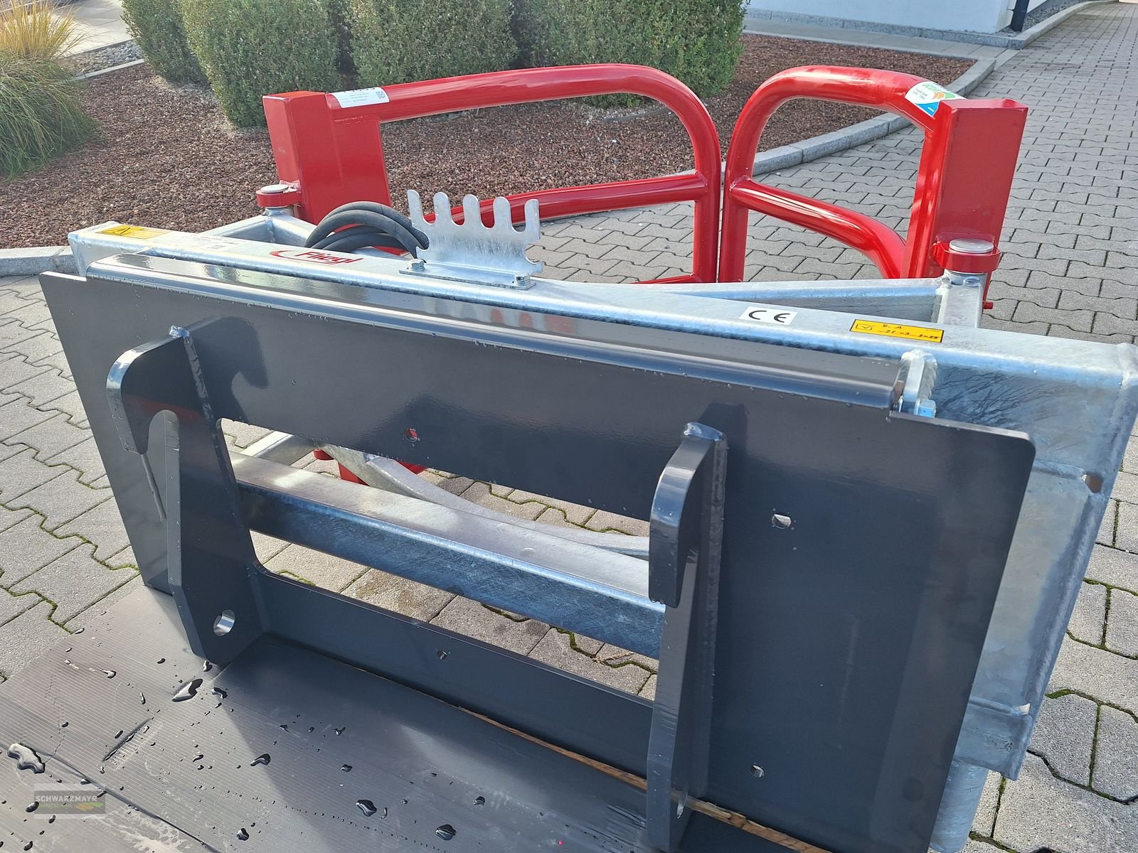 Folienballenzange des Typs Sonstige Fliegl Ballenzange WM-HV, Neumaschine in Aurolzmünster (Bild 10)