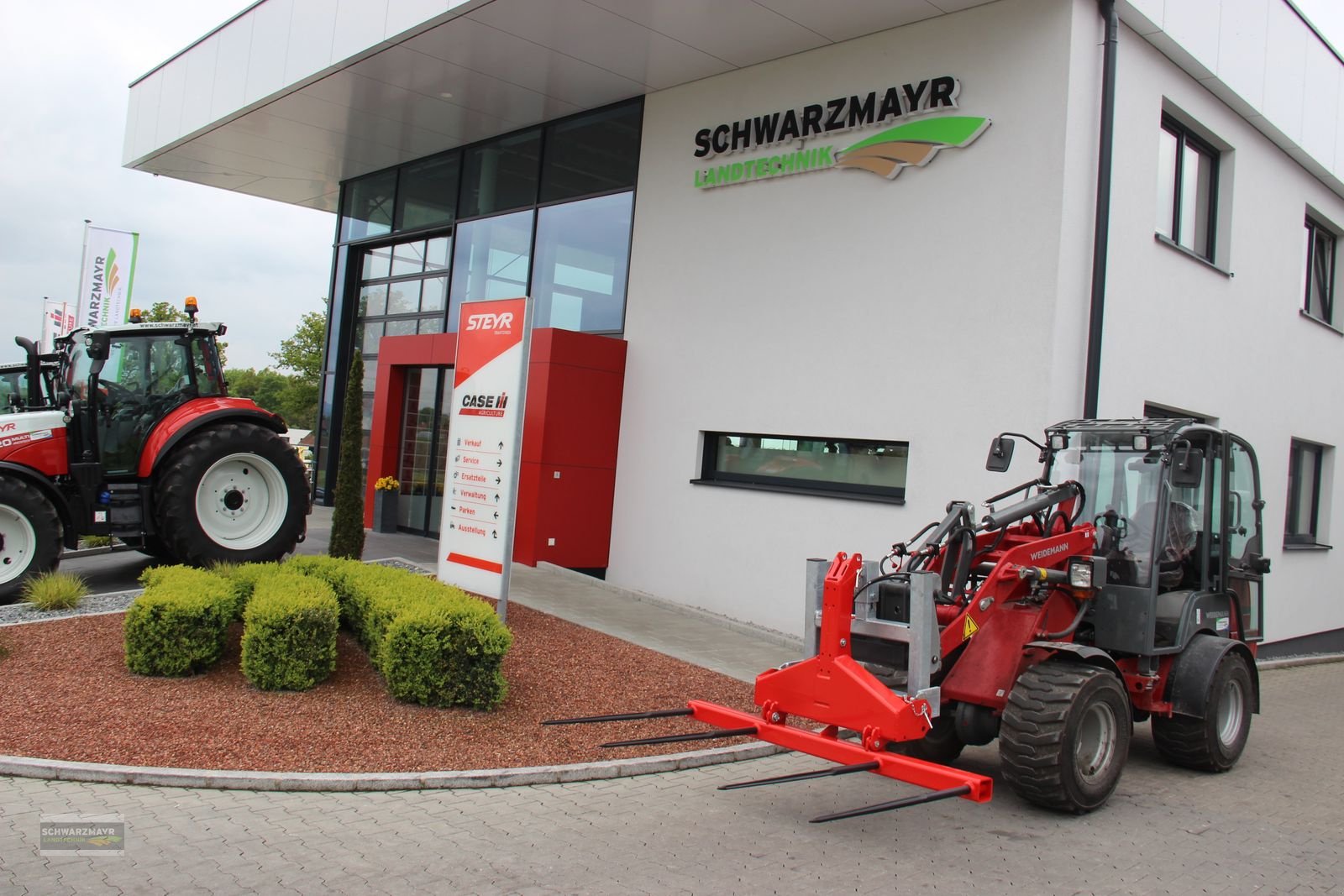 Folienballenzange of the type Sonstige Gefra Rundballengabel 2-fach, Neumaschine in Aurolzmünster (Picture 2)