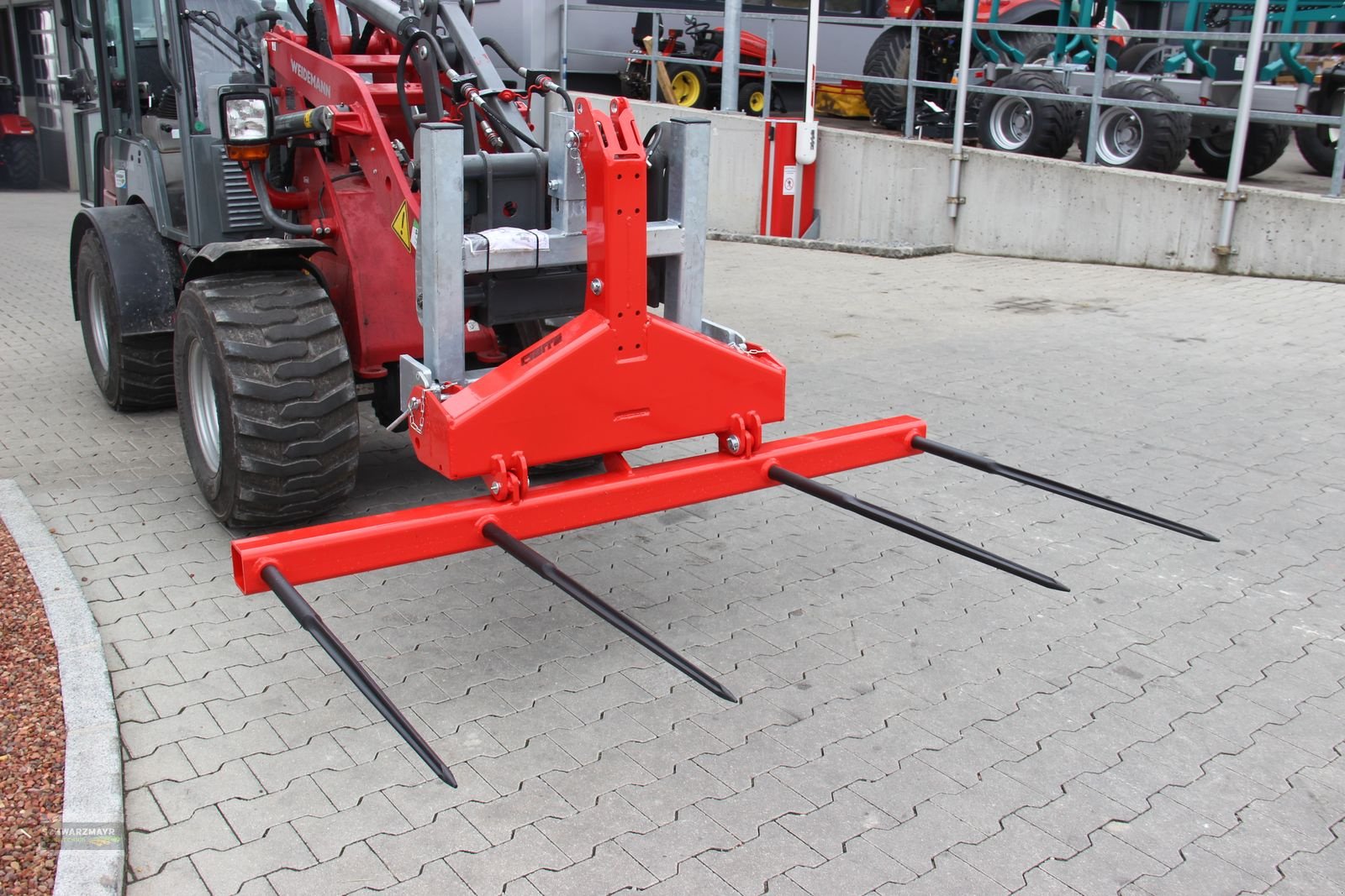 Folienballenzange of the type Sonstige Gefra Rundballengabel 2-fach, Neumaschine in Aurolzmünster (Picture 1)