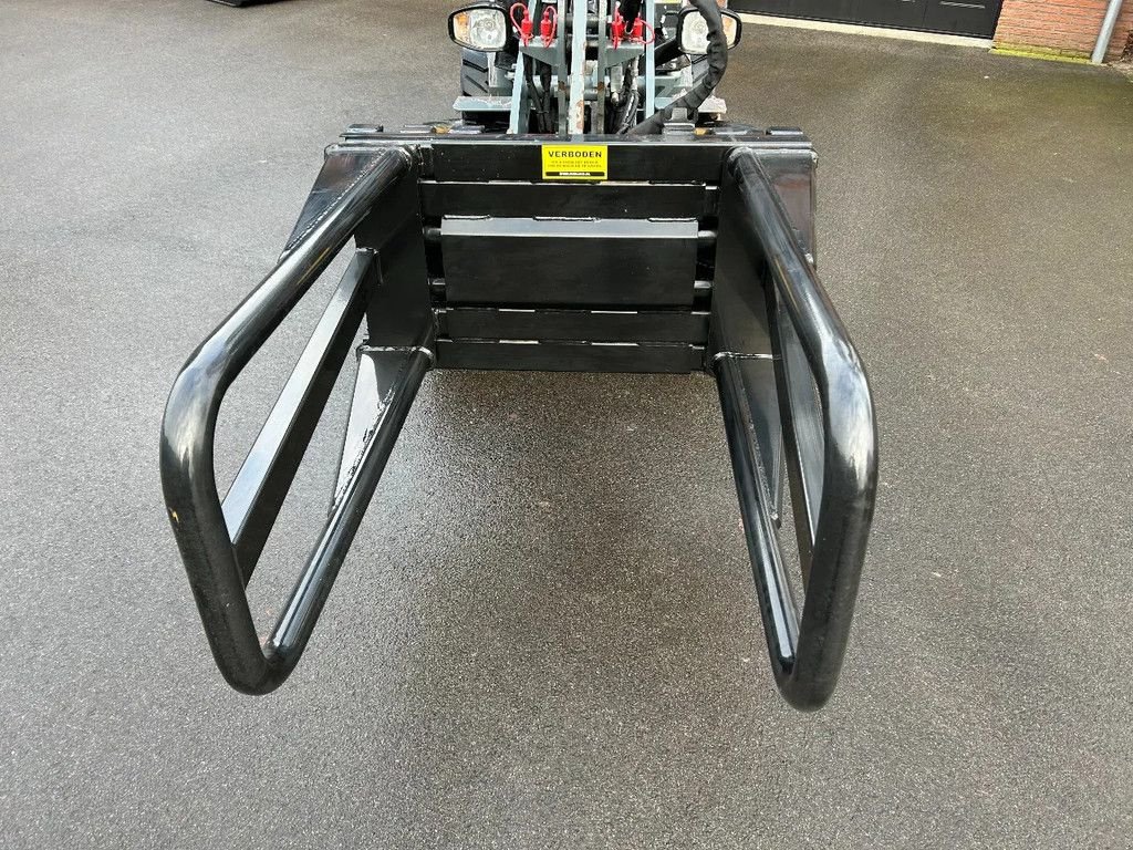 Folienballenzange of the type Sonstige Giant Giant, Weidemann, enz. Balenklem, Gebrauchtmaschine in HA (Picture 1)