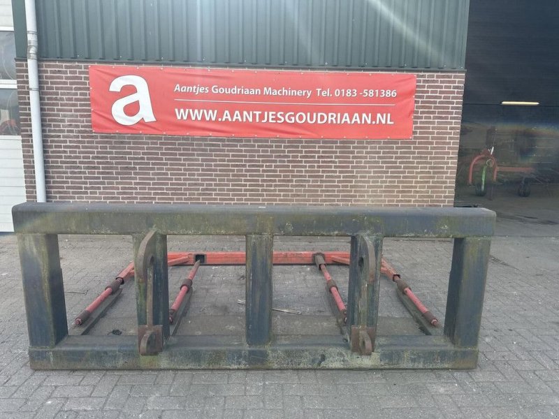 Folienballenzange des Typs Sonstige Onbekend Tandenbak, Gebrauchtmaschine in Goudriaan (Bild 1)