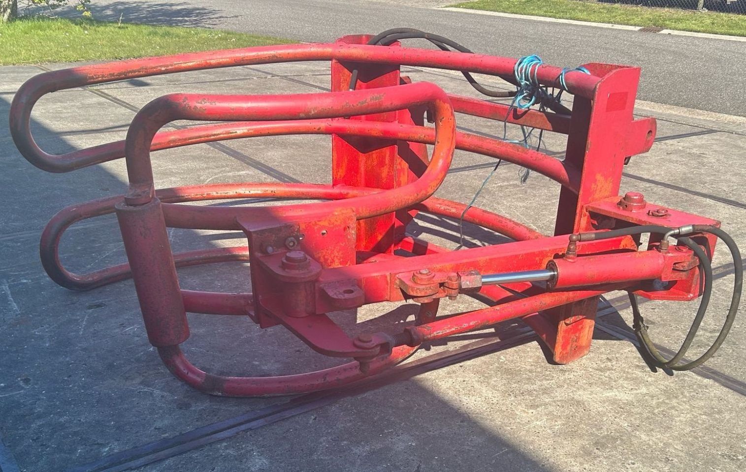 Folienballenzange typu Sonstige Overig Balenklem rond als vierkant, Gebrauchtmaschine v Joure (Obrázek 1)