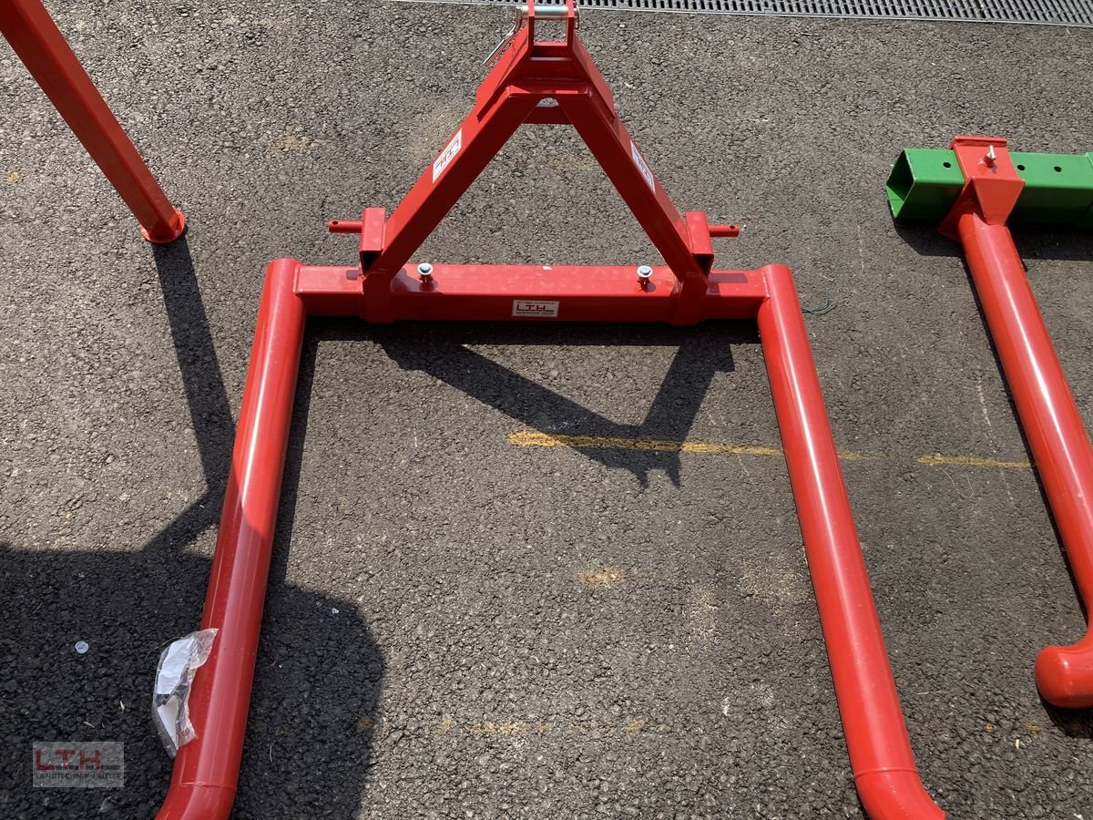 Folienballenzange of the type Sonstige Rundballengabel 3-Punk, Neumaschine in Gnas (Picture 3)