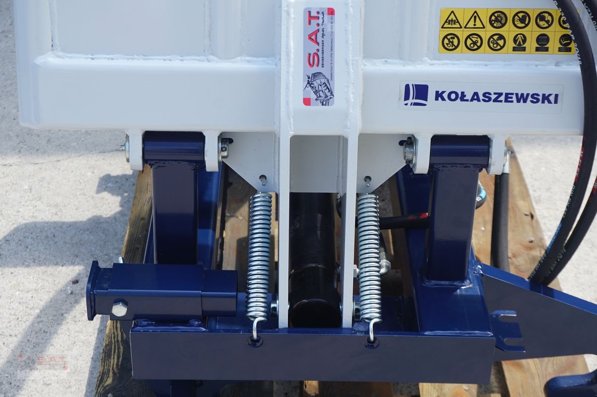 Folienballenzange des Typs Sonstige SAT-Ballenzange, Neumaschine in Eberschwang (Bild 10)