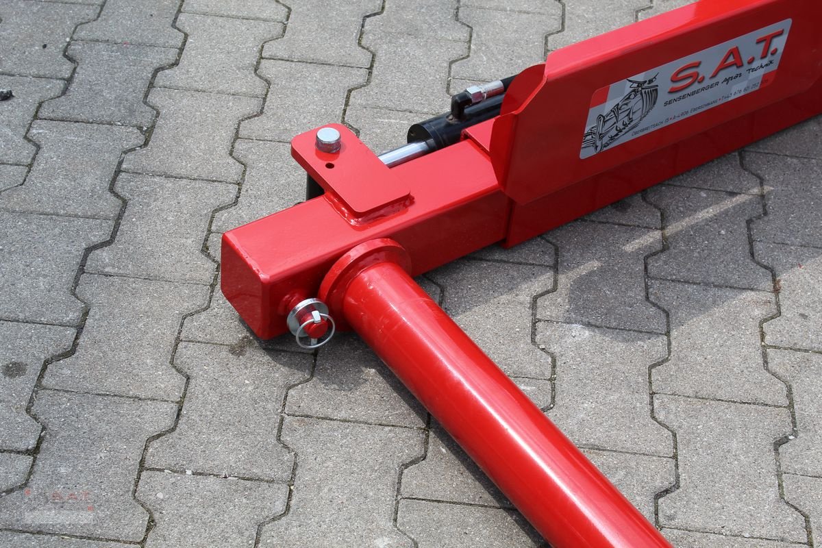 Folienballenzange of the type Sonstige SAT doppelte hydraulische Ballengabel/Spieß, Neumaschine in Eberschwang (Picture 13)