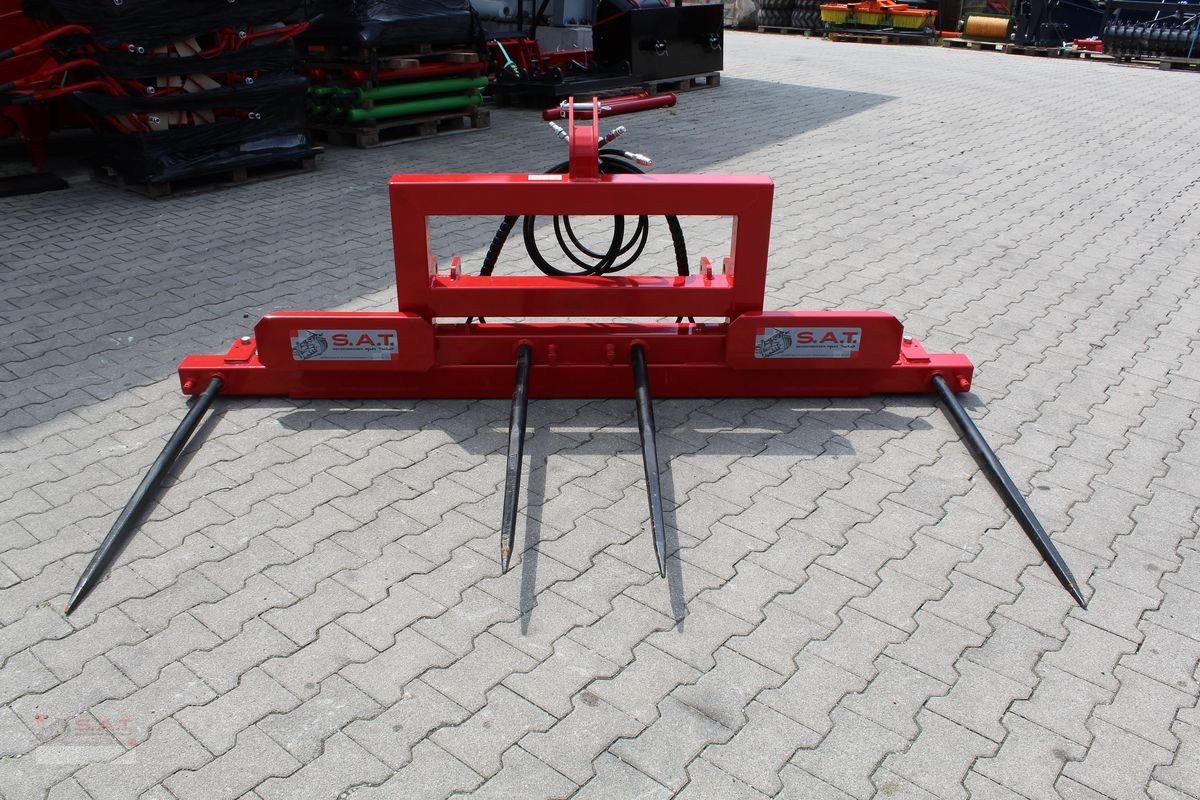 Folienballenzange of the type Sonstige SAT doppelte hydraulische Ballengabel/Spieß, Neumaschine in Eberschwang (Picture 3)