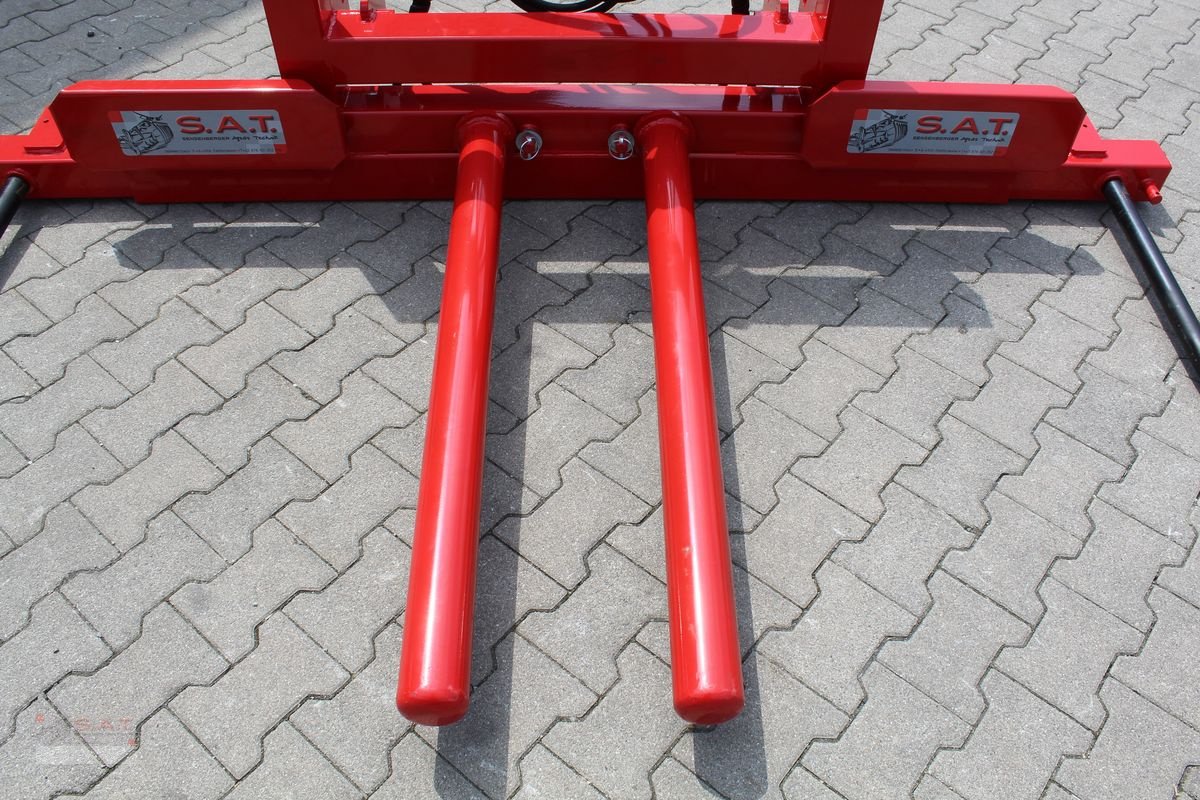 Folienballenzange of the type Sonstige SAT doppelte hydraulische Ballengabel/Spieß, Neumaschine in Eberschwang (Picture 9)