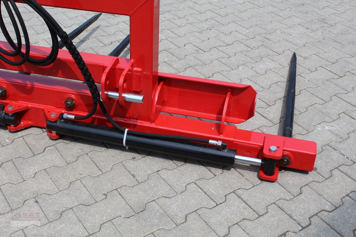 Folienballenzange of the type Sonstige SAT doppelte hydraulische Ballengabel/Spieß, Neumaschine in Eberschwang (Picture 7)