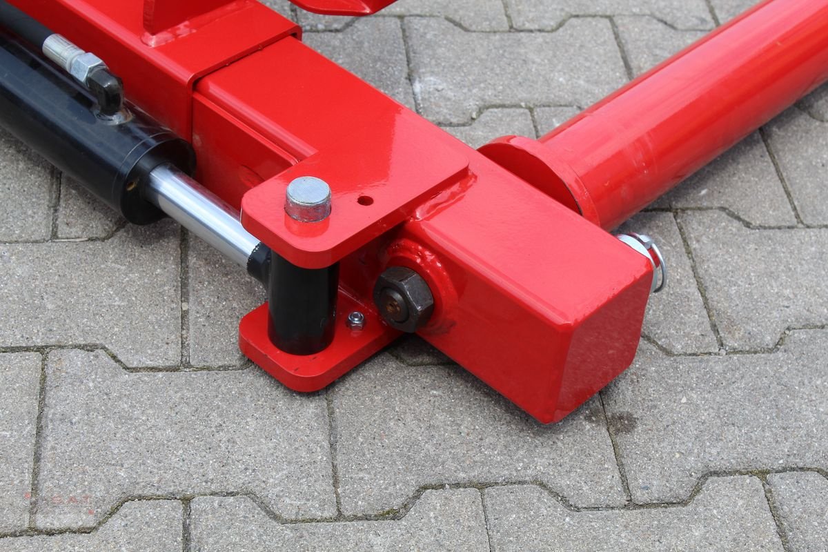 Folienballenzange of the type Sonstige SAT doppelte hydraulische Ballengabel/Spieß, Neumaschine in Eberschwang (Picture 14)