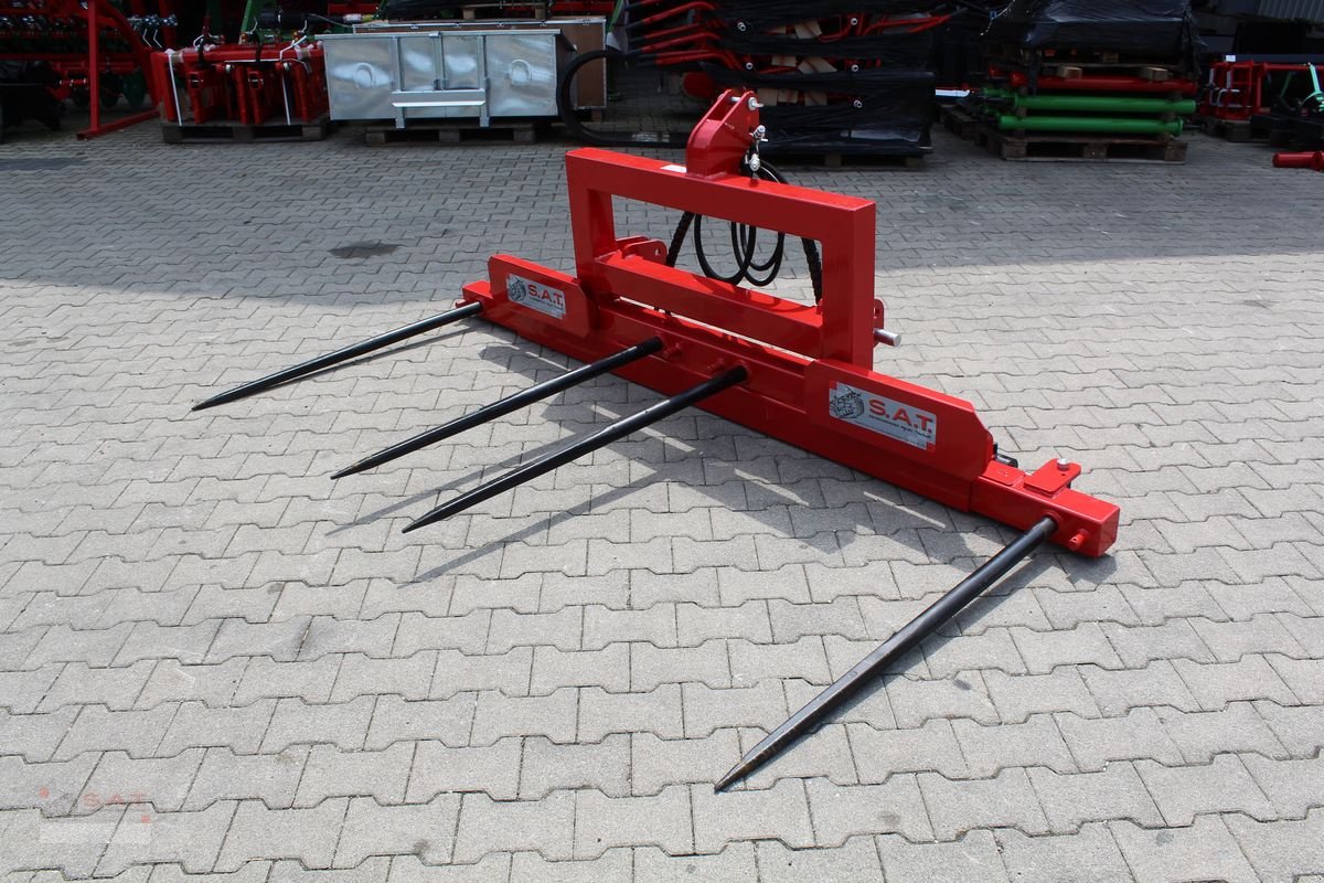 Folienballenzange of the type Sonstige SAT doppelte hydraulische Ballengabel/Spieß, Neumaschine in Eberschwang (Picture 4)