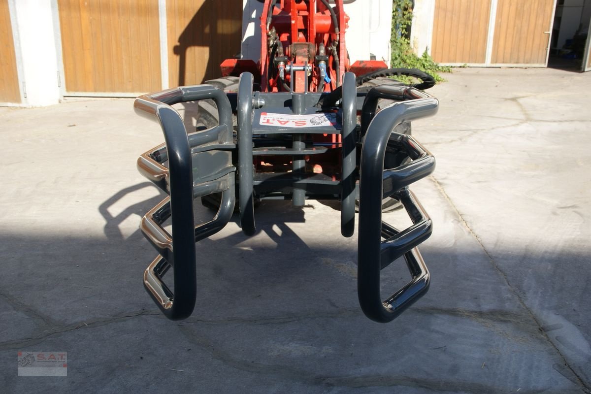 Folienballenzange of the type Sonstige SAT-Profiballenzange XXL-Neu, Neumaschine in Eberschwang (Picture 13)