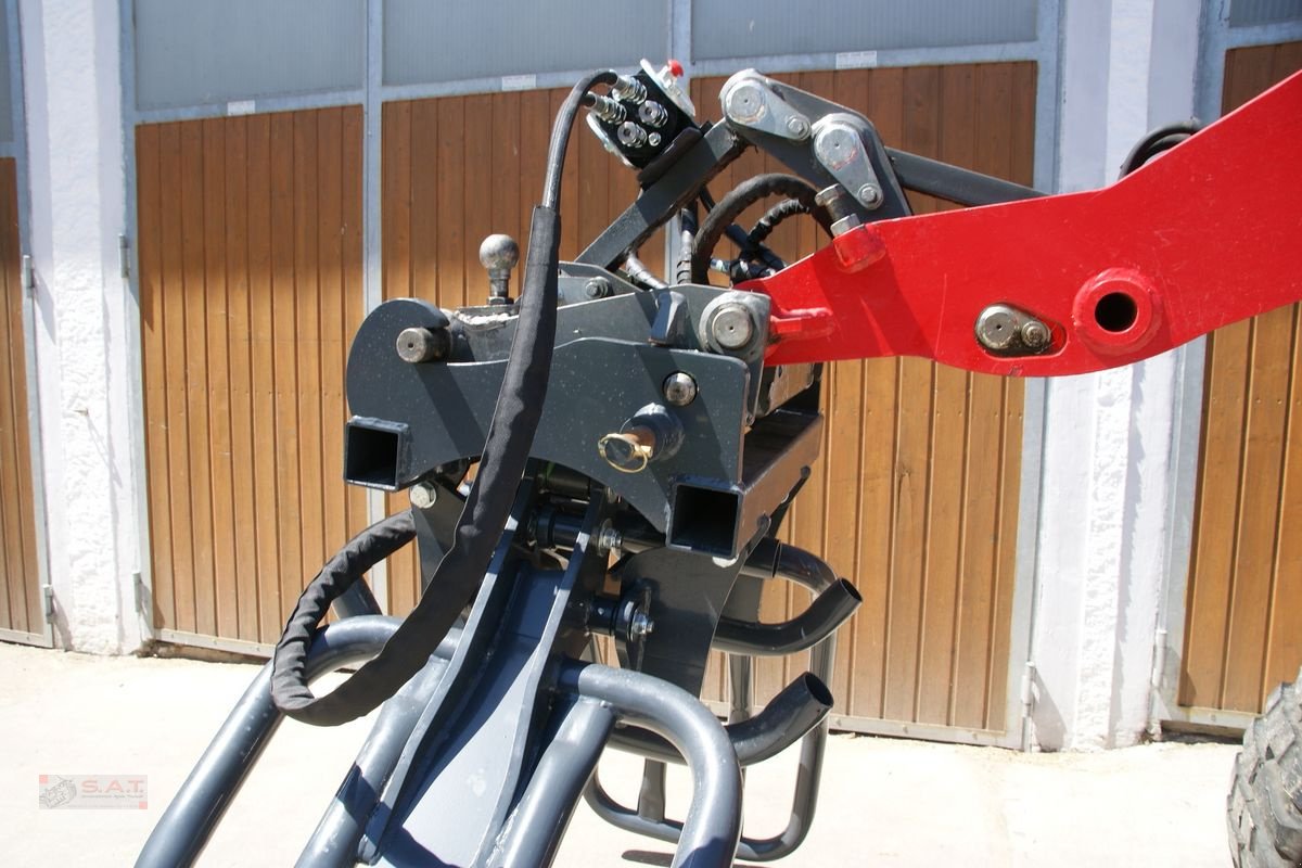 Folienballenzange of the type Sonstige SAT-Profiballenzange XXL-Neu, Neumaschine in Eberschwang (Picture 3)