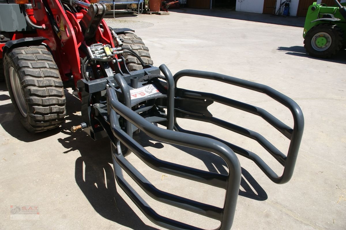 Folienballenzange of the type Sonstige SAT-Profiballenzange XXL-Neu, Neumaschine in Eberschwang (Picture 7)