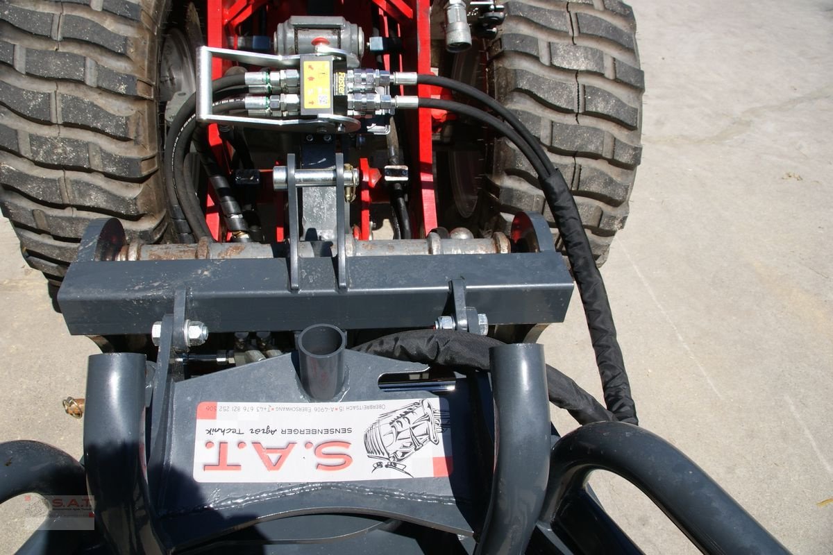 Folienballenzange of the type Sonstige SAT-Profiballenzange XXL-Neu, Neumaschine in Eberschwang (Picture 8)