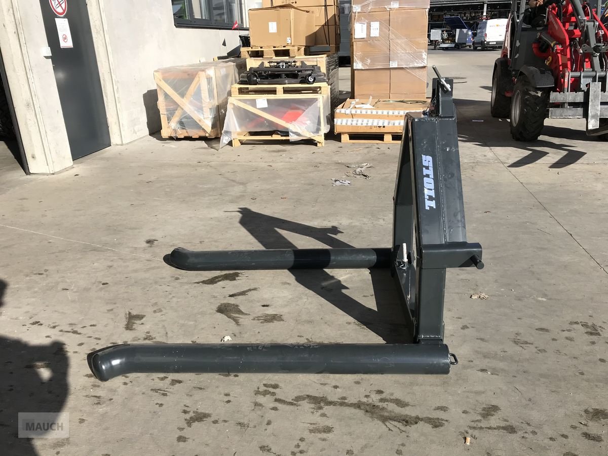 Folienballenzange des Typs Sonstige Stoll Ballentransportgerät 3-Punkt, Neumaschine in Burgkirchen (Bild 2)