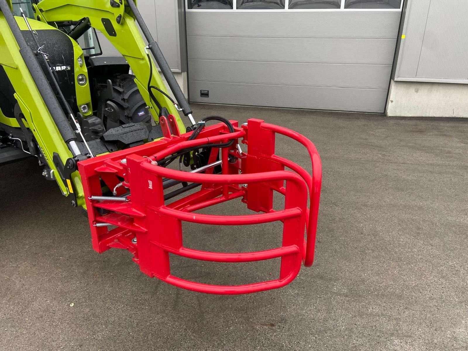 Folienballenzange tipa Stekro Stekro Ballengreifer l, Neumaschine u Grund (Slika 1)