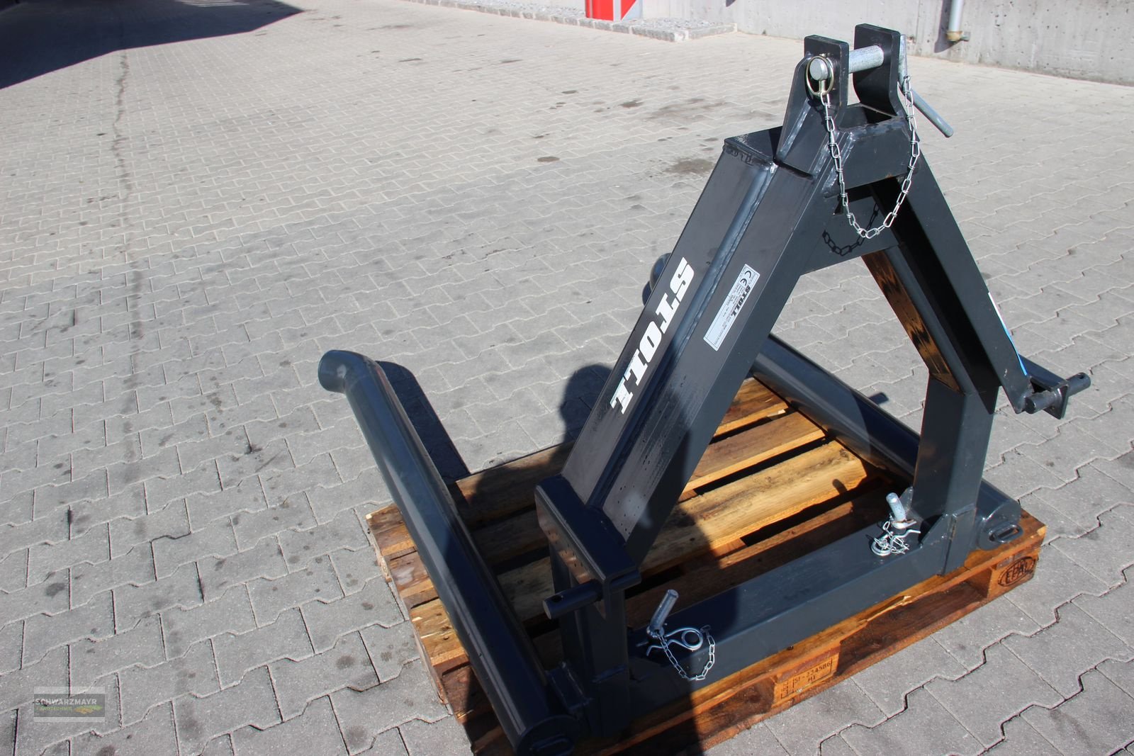 Folienballenzange of the type Stoll 3-Punkt Ballengabel, Neumaschine in Aurolzmünster (Picture 6)