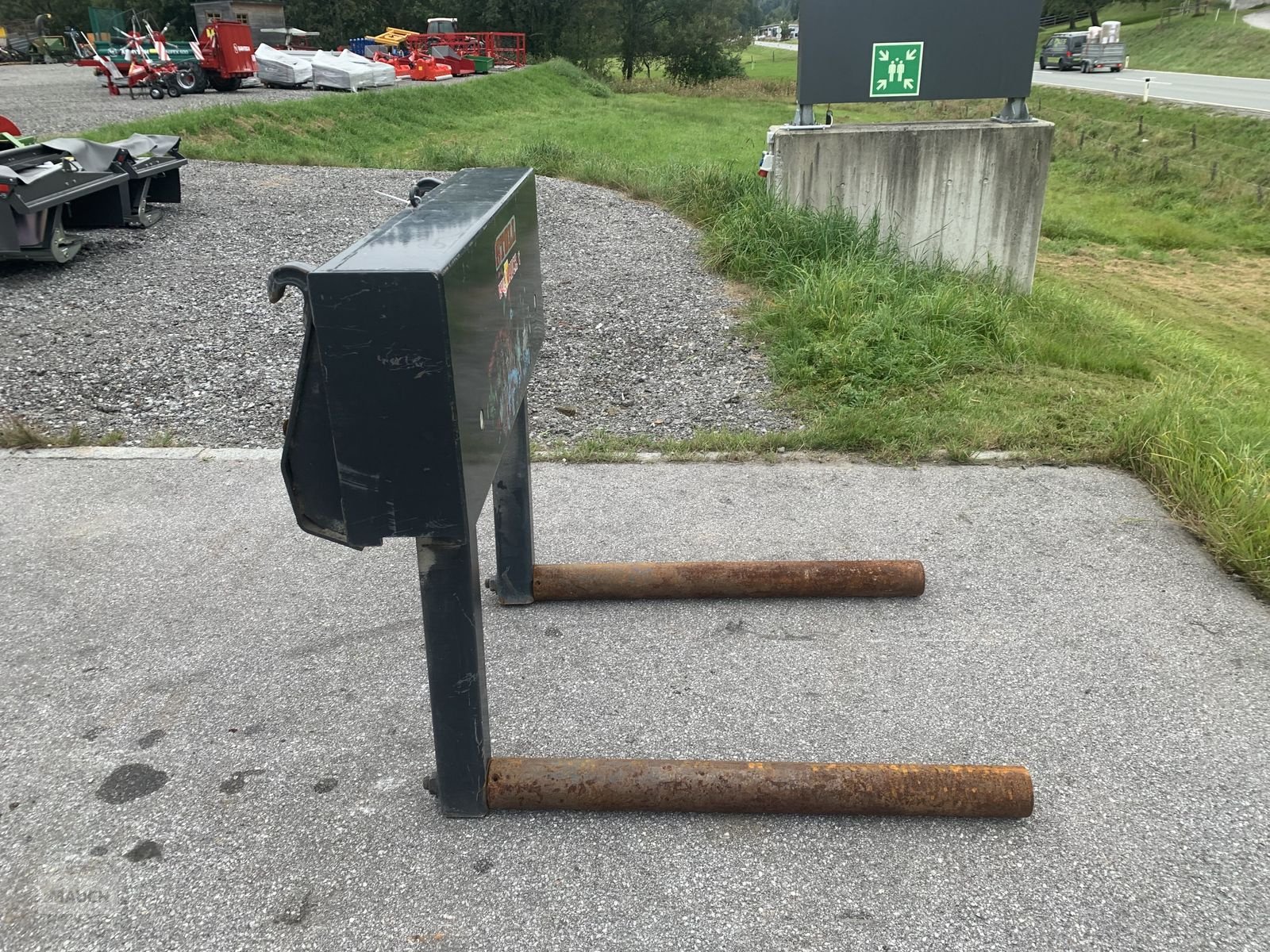 Folienballenzange des Typs Stoll Rundballengabel, Gebrauchtmaschine in Eben (Bild 8)