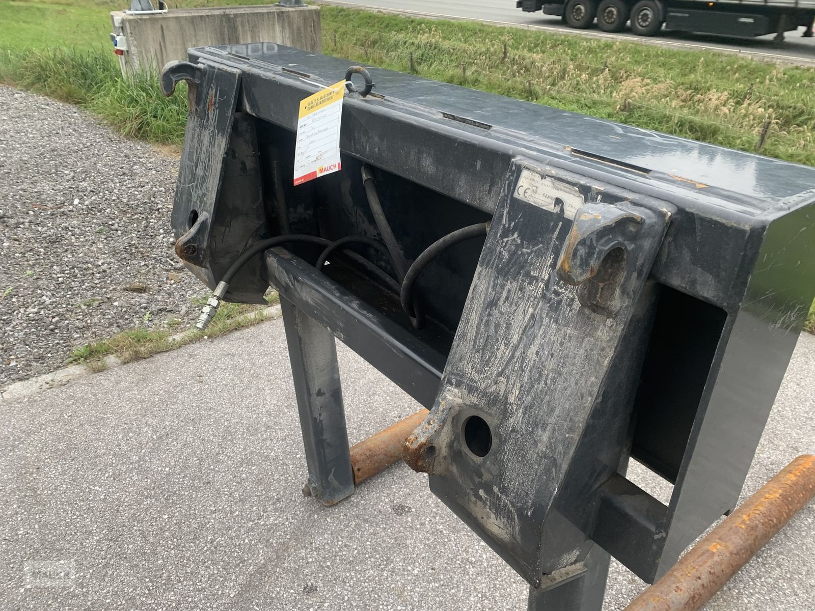 Folienballenzange des Typs Stoll Rundballengabel, Gebrauchtmaschine in Eben (Bild 9)