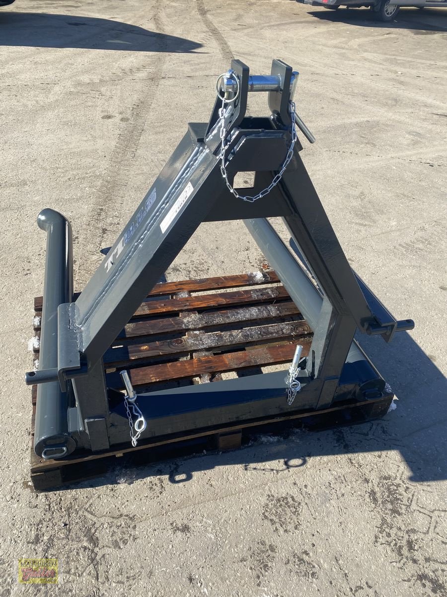 Folienballenzange of the type Stoll Rundballenträger, Neumaschine in Kötschach (Picture 6)