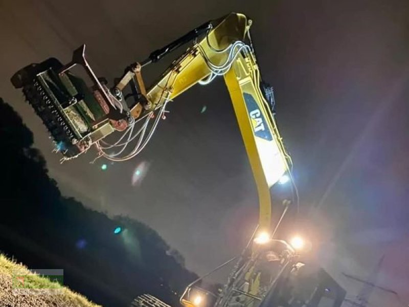 Forstfräse & Forstmulcher des Typs Dorfmeister 🌲Forstmulcher Forstfräse 🌲 FM-1060 Baggeranbau, Neumaschine in Roßbach (Bild 3)