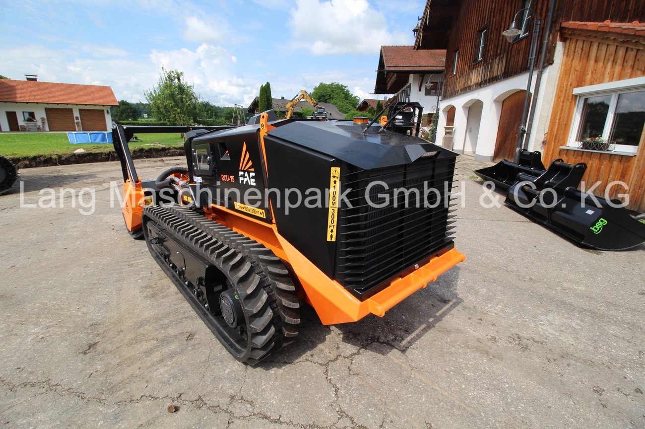 Forstfräse & Forstmulcher des Typs FAE RCU 75 Mulchraupe, Neumaschine in Petting (Bild 4)