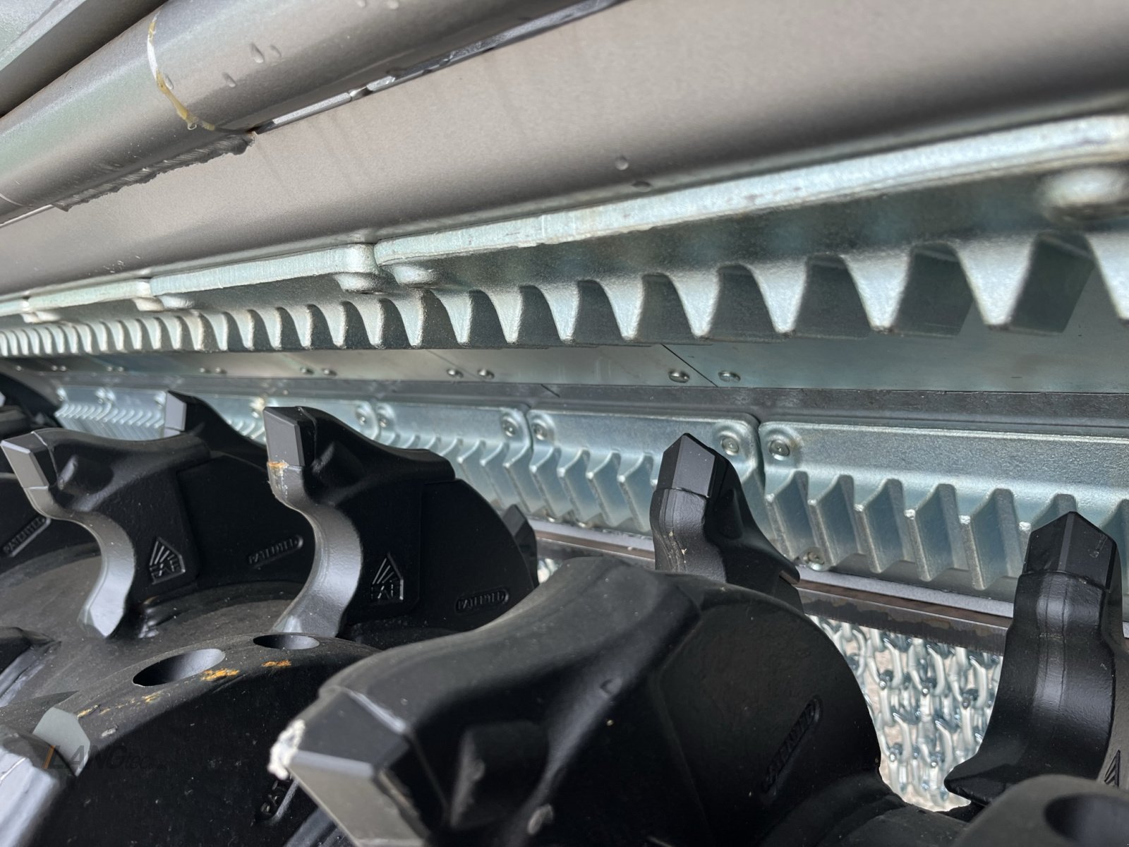 Forstfräse & Forstmulcher des Typs FAE SFM-225 Multifunktionsfräse, Neumaschine in Heiligenstadt (Bild 9)