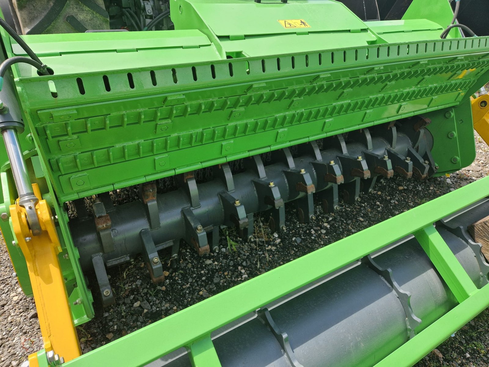 Forstfräse & Forstmulcher des Typs Kobzarenko Forstmulcher 2,5m Drückevorrichtung Häckselklappe, Neumaschine in Tiefenbach (Bild 9)