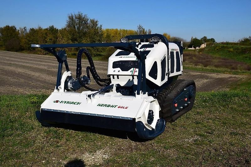 Forstfräse & Forstmulcher типа Sonstige Hymach Funkraupe Mähraupe Mulchraupe Geräteträger Forstraupe, Gebrauchtmaschine в Schmallenberg (Фотография 2)