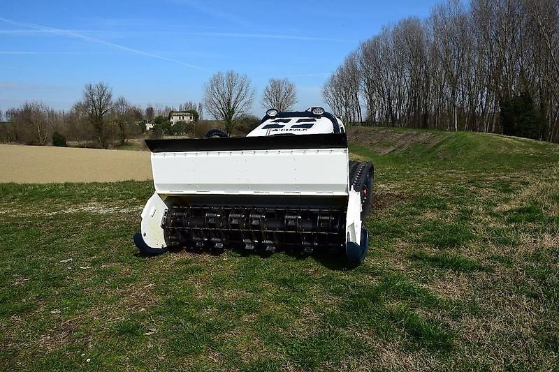 Forstfräse & Forstmulcher des Typs Sonstige Hymach G70 Mulchraupe Funkraupe Mähraupe Geräteträger Forstraupe, Gebrauchtmaschine in Schmallenberg (Bild 5)