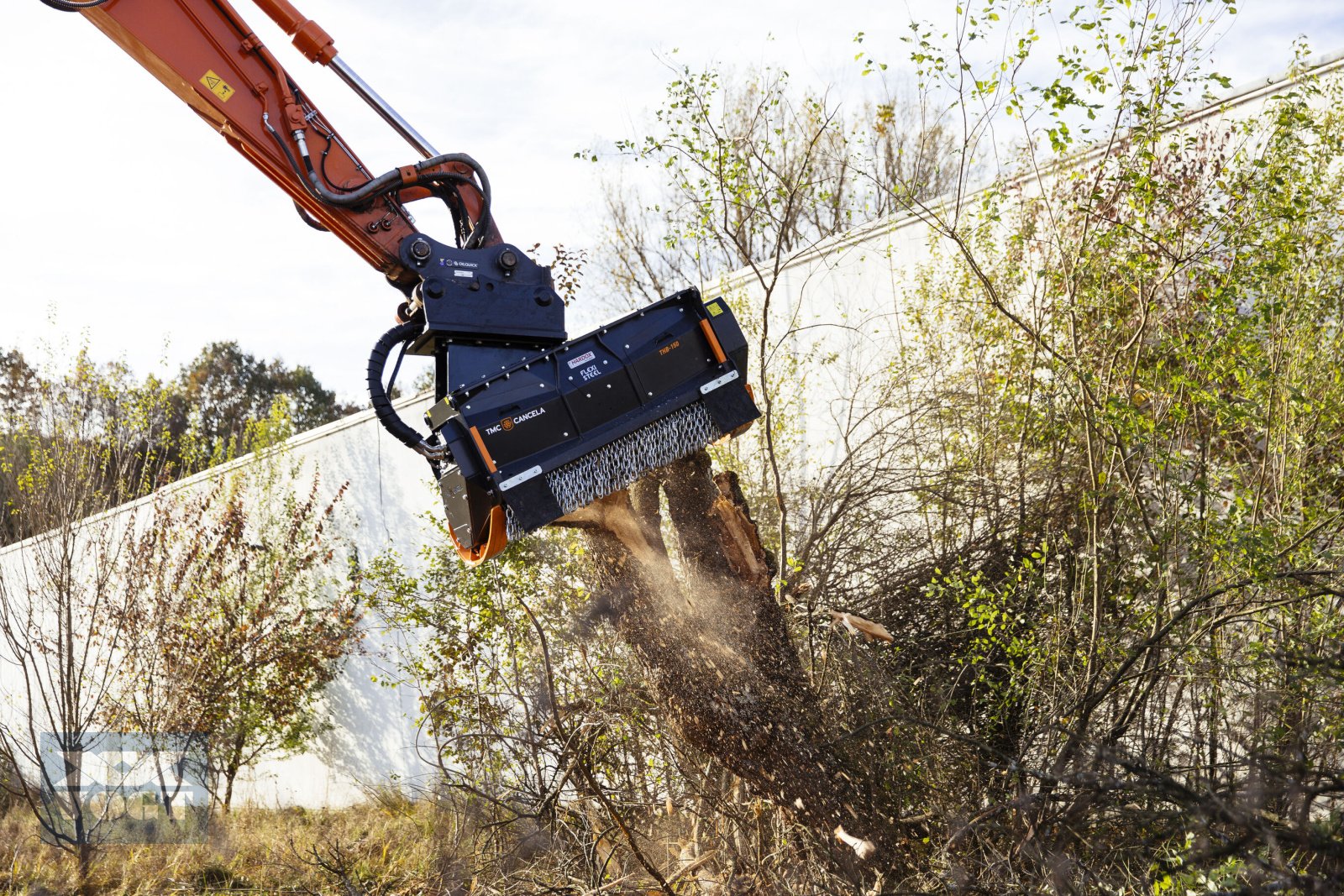 Forstfräse & Forstmulcher des Typs TMC Cancela THB-125 Hydraulischer Forstmulcher /Forstmulchkopf für Bagger, Neumaschine in Schmallenberg (Bild 3)