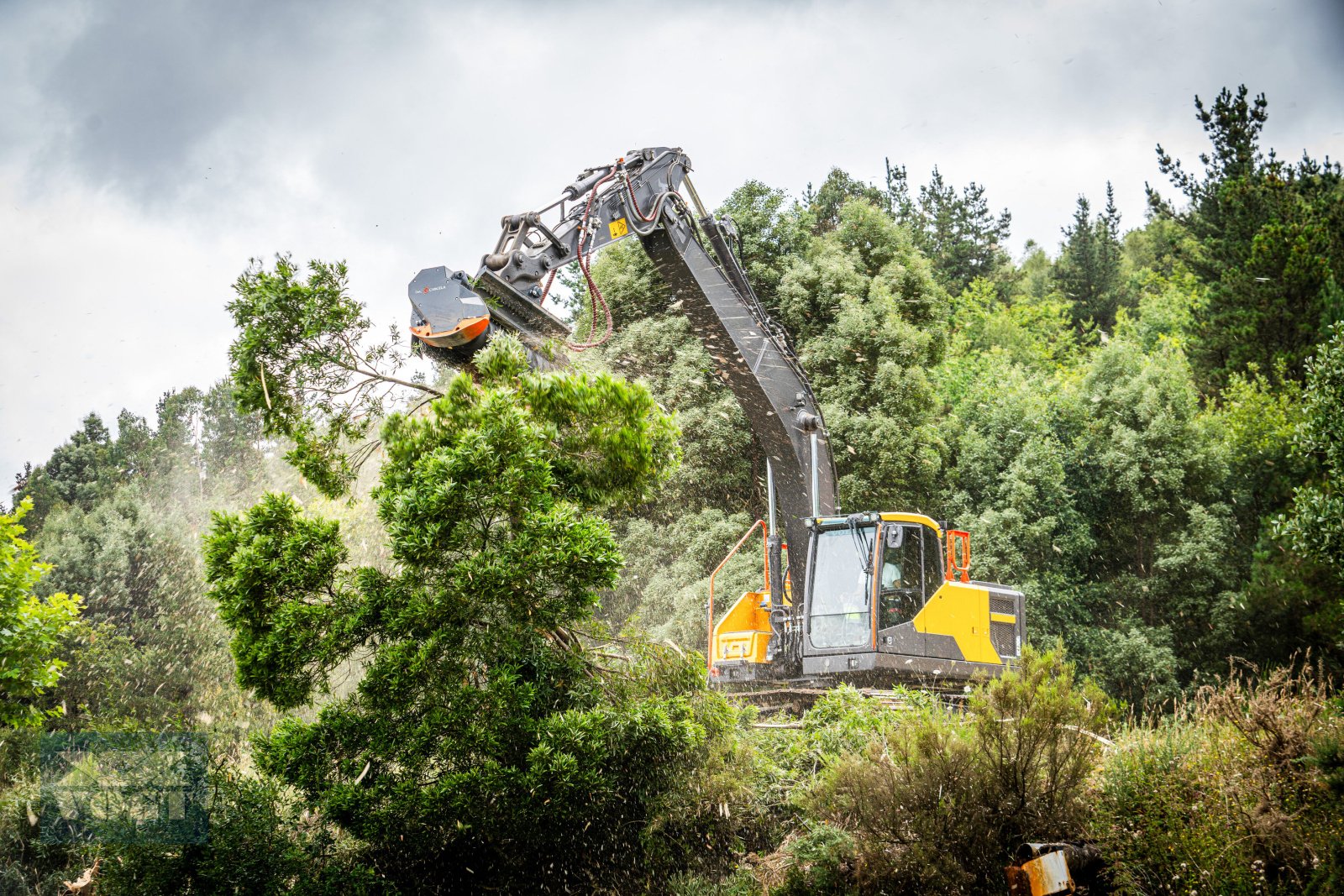 Forstfräse & Forstmulcher tip TMC Cancela THK-150 Hydraulischer Forstmulcher /Forstmulchkopf für Bagger-, Neumaschine in Schmallenberg (Poză 11)