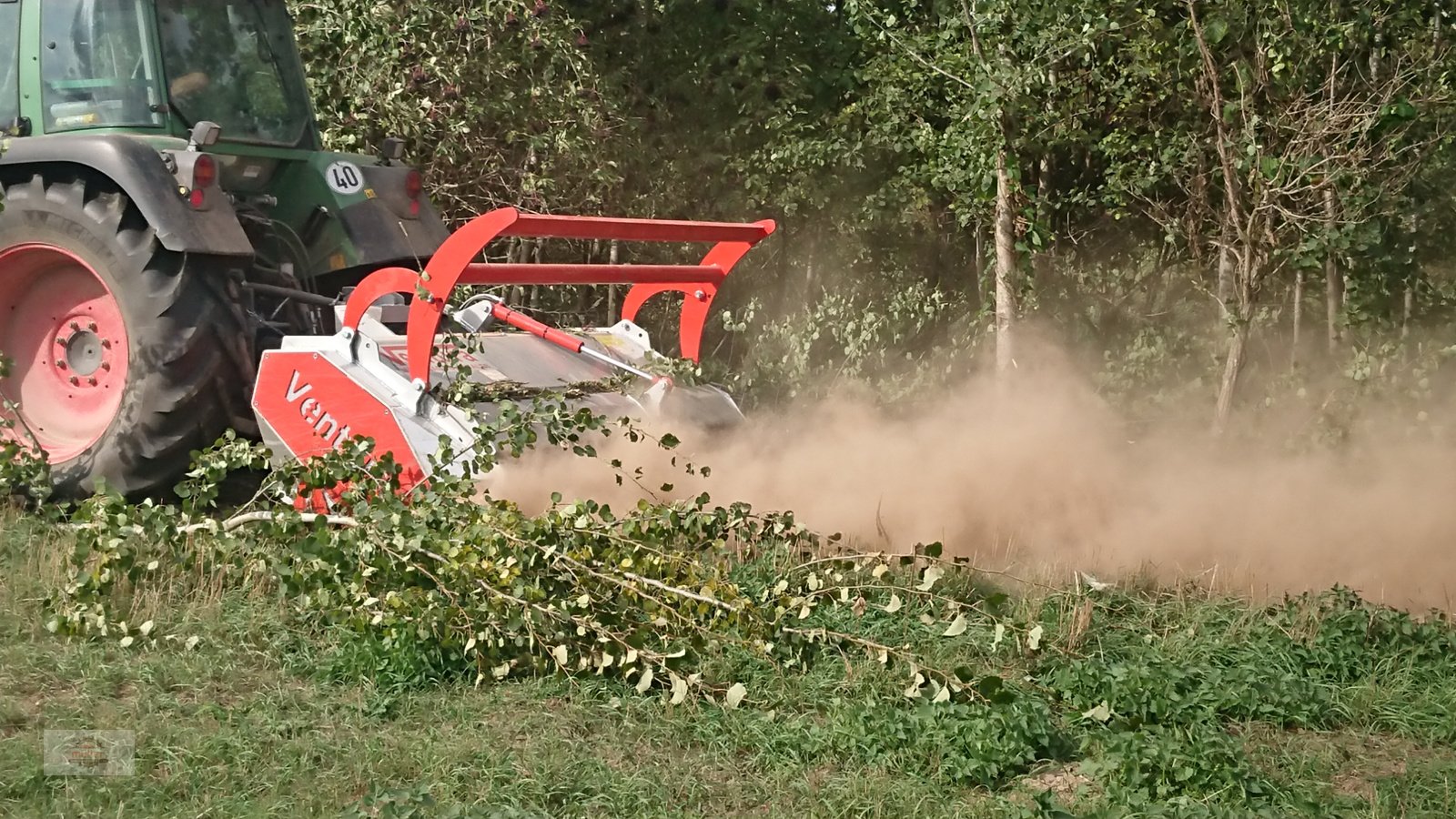 Forstfräse & Forstmulcher des Typs Ventura Elsa250 Forstmulcher, Neumaschine in Kehrig (Bild 9)