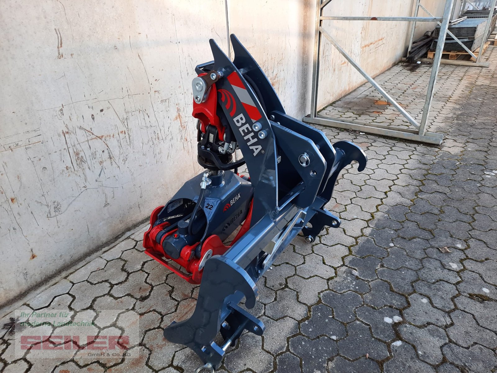 Forstgreifer und Zange Türe ait BEHA FLG 1-020/3 Light Frontladergreifer, Neumaschine içinde Burghaslach (resim 3)