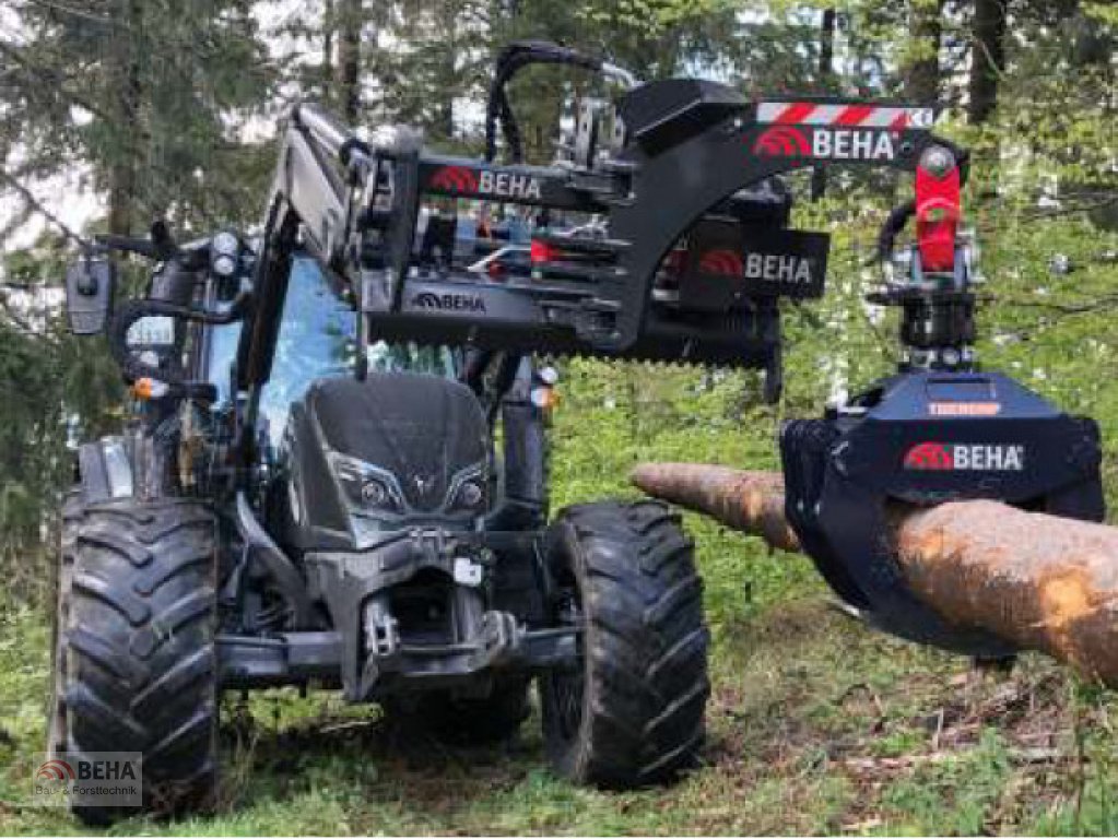 Forstgreifer und Zange des Typs BEHA FLG 28/60 F6, Neumaschine in Steinach (Bild 1)