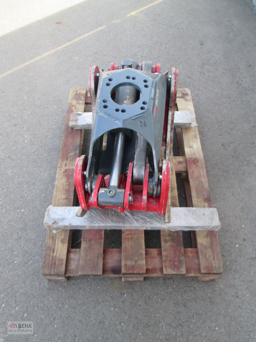 Forstgreifer und Zange от тип BEHA Gebraucht/ Prototyp 3-Fingerfreifer BG026SR3 neu ausgebüchst, Gebrauchtmaschine в Steinach (Снимка 5)