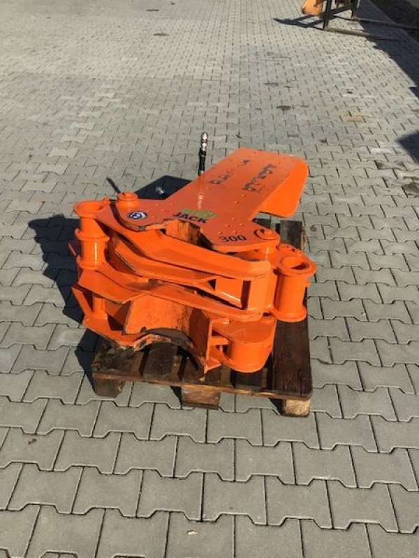 Forstgreifer und Zange of the type Biojack Bio Jack 300, Vorführmaschine in Stössing (Picture 1)