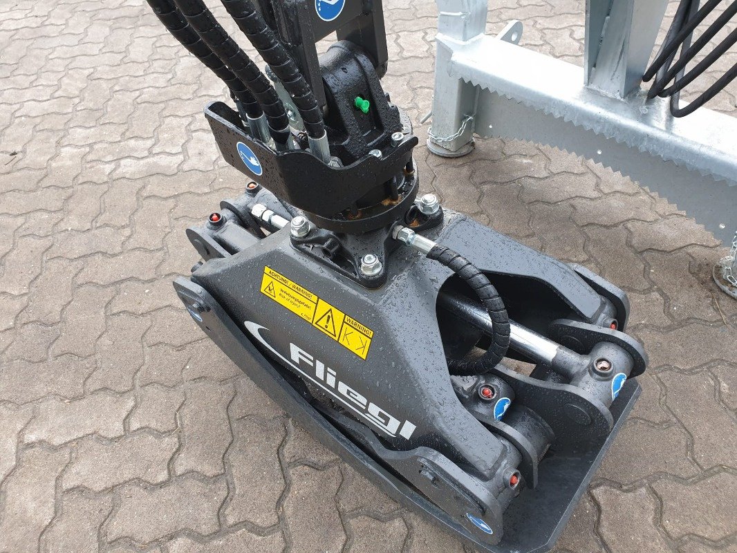 Forstgreifer und Zange του τύπου Fliegl RZ 185 COMBI PLUS, Neumaschine σε Sittensen (Φωτογραφία 4)