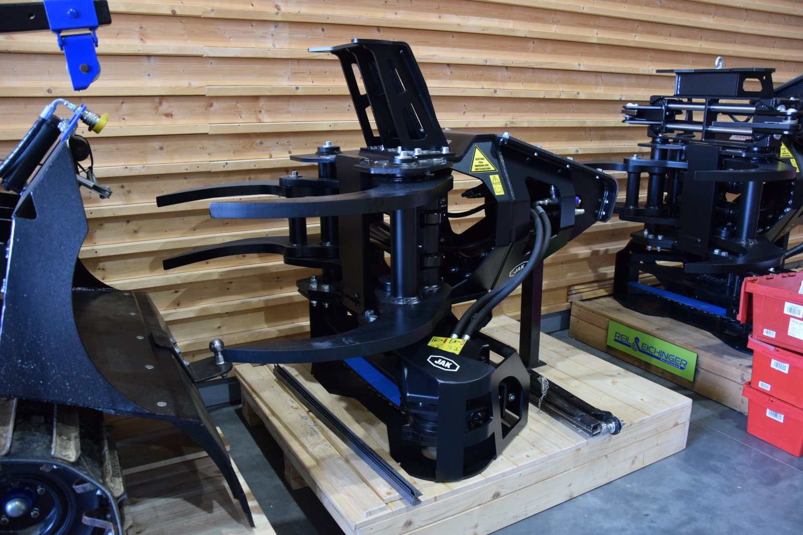 Forstgreifer und Zange Türe ait JAK JAK 300 R, Neumaschine içinde Nittenau (resim 3)