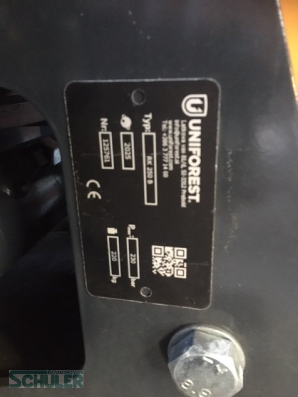 Forstgreifer und Zange des Typs Uniforest RK250B, Neumaschine in St. Märgen (Bild 5)