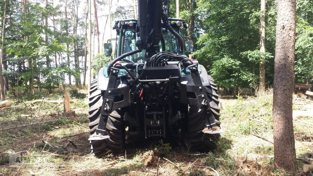 Forstschlepper typu AFM T175, Neumaschine v Bodenwöhr/ Taxöldern (Obrázek 6)