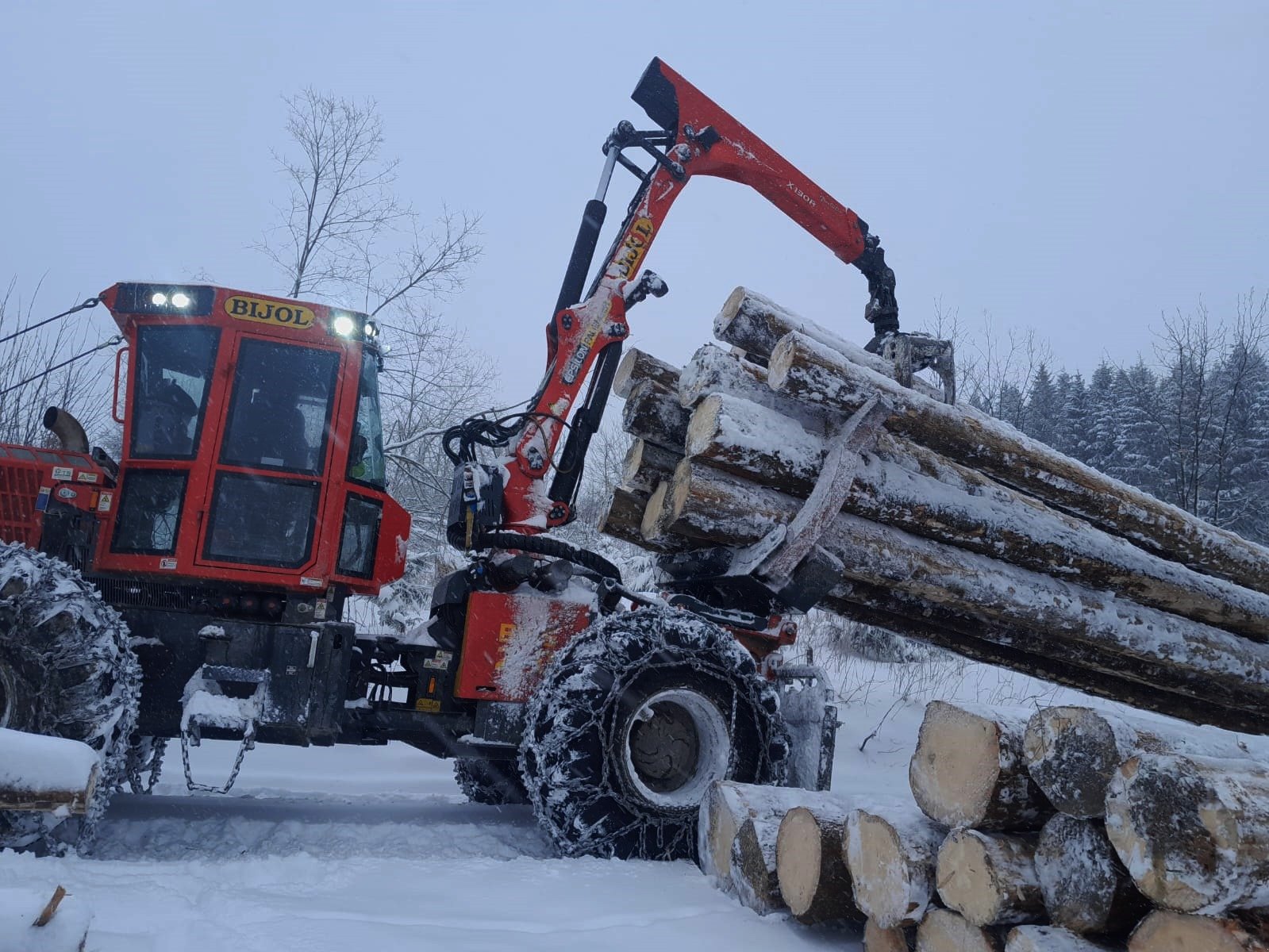 Forstschlepper des Typs Bijol BWS 240, Neumaschine in Meschede (Bild 16)
