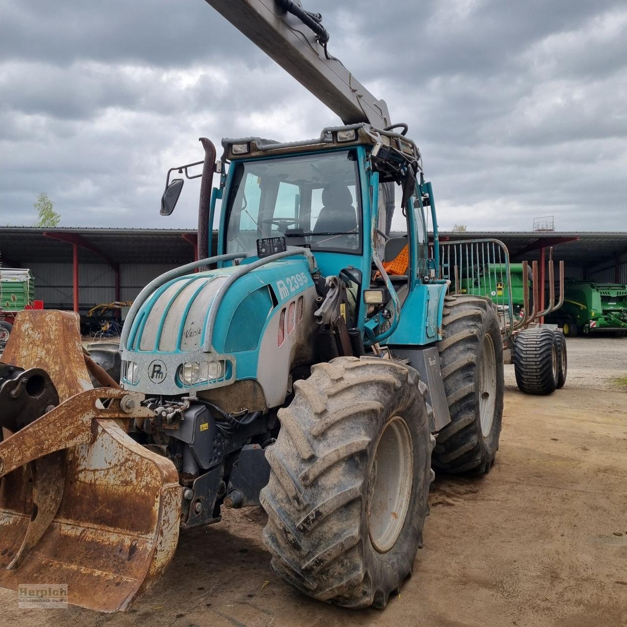 Forstschlepper des Typs Case IH Pfanzelt PM Trac 2395, Gebrauchtmaschine in Drebach (Bild 3)