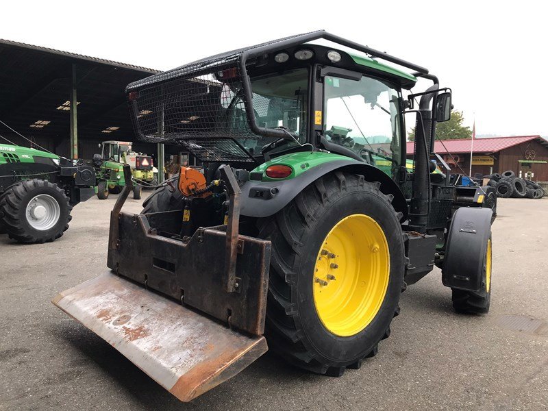 Forstschlepper des Typs John Deere 6125R mit Forstausrüstung, Gebrauchtmaschine in Schwarzhäusern (Bild 3)
